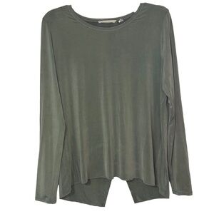 Athleta Women’s Active Scoop Neck L/S Butterfly Bk Army Green Size-M Top
